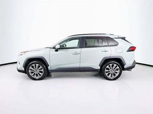 Used 2023 Toyota RAV4 XLE Premium AWD/4WD image 8