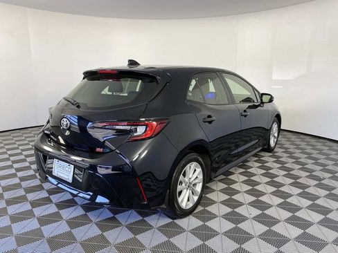 Used 2024 Toyota Corolla SE FWD image 9