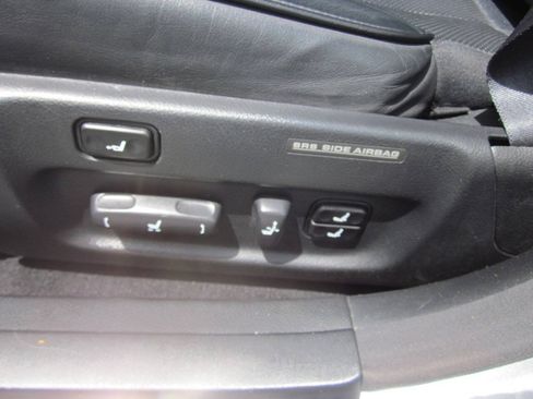 Used 2004 Lexus LS 430 RWD image 34