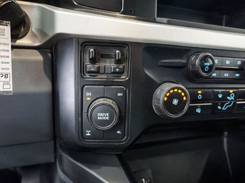Used 2024 Ford F250 XLT AWD/4WD image 19