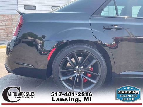 Used 2023 Chrysler 300 C image 12
