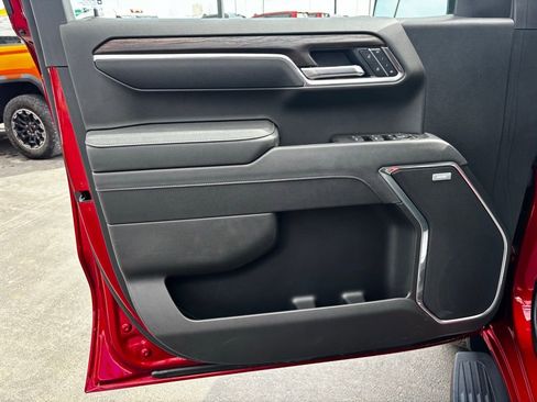 Used 2025 GMC Sierra 1500 SLT w/ SLT Premium Plus Package image 10