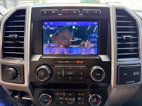 Used 2021 Ford F350 Lariat w/ Lariat Value Package AWD/4WD image 30