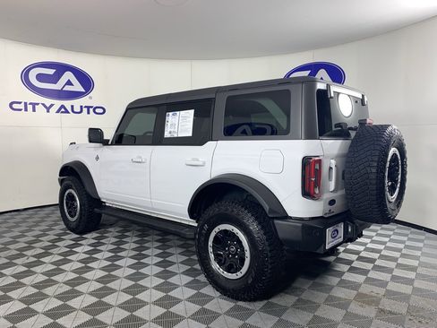 Used 2023 Ford Bronco Outer Banks w/ Sasquatch Package image 5