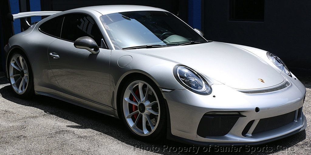 Used 2018 Porsche 911 GT3 w/ Sport Chrono Package RWD image 3