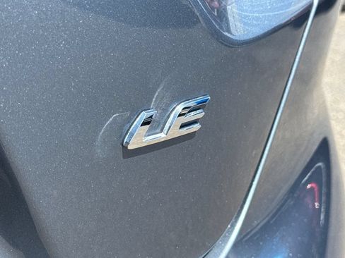 Used 2023 Toyota Corolla LE w/ Carpet Mat Package (TMS) FWD image 11