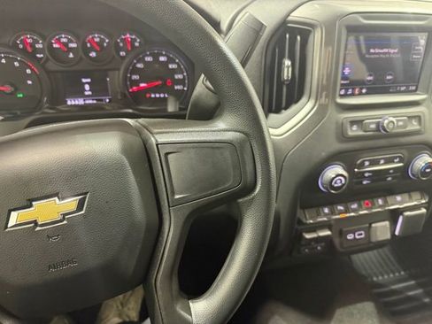 Certified 2025 Chevrolet Silverado 2500 Custom w/ Custom Value Package image 15