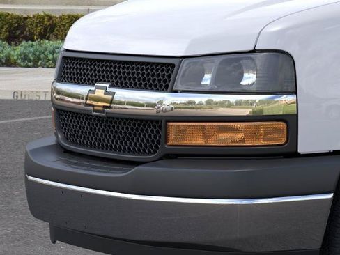 New 2026 Chevrolet Express 2500 w/ Driver Convenience Package RWD image 46