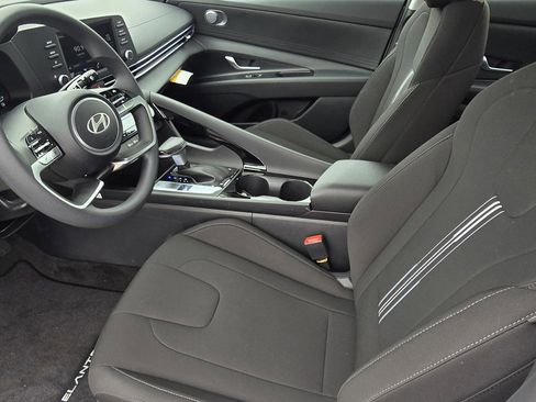 New 2026 Hyundai Elantra Blue image 17