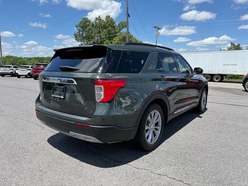 Used 2023 Ford Explorer XLT w/ Equipment Group 202A RWD image 6