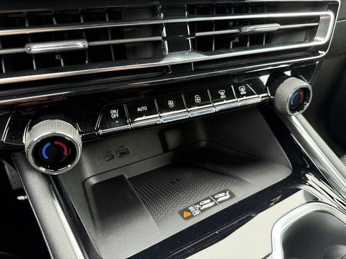 New 2026 Chevrolet Traverse LT w/ Driver Confidence Package image 22