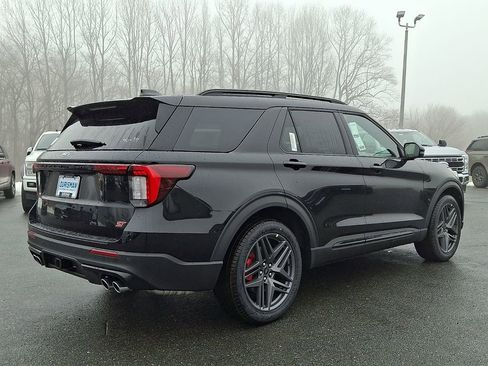 New 2026 Ford Explorer ST w/ Sun And Sound Package image 4