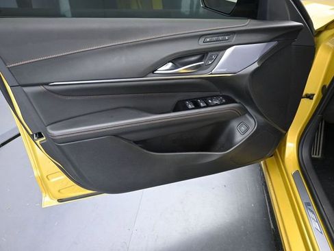 Used 2024 Cadillac CT4 V w/ LPO, ONYX Package image 17