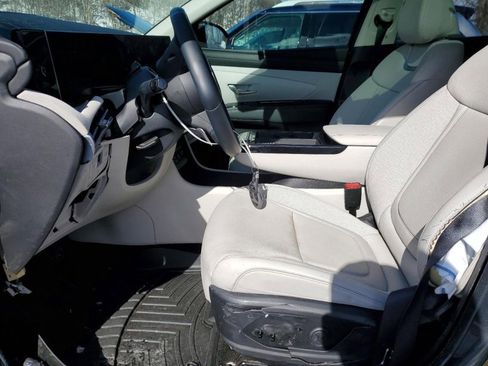 Used 2025 Hyundai Tucson Limited image 5