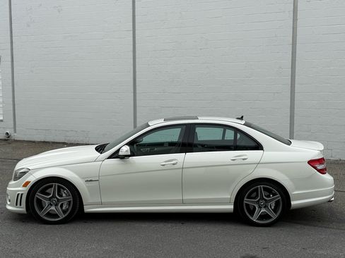 Used 2009 Mercedes-Benz C 63 AMG Sedan image 7