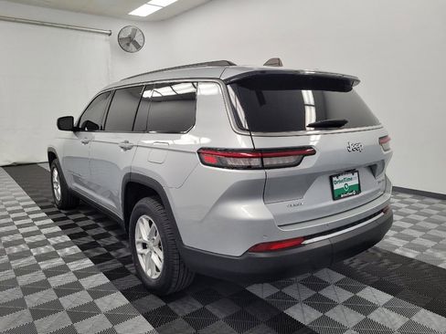 Used 2023 Jeep Grand Cherokee L Laredo AWD/4WD image 5