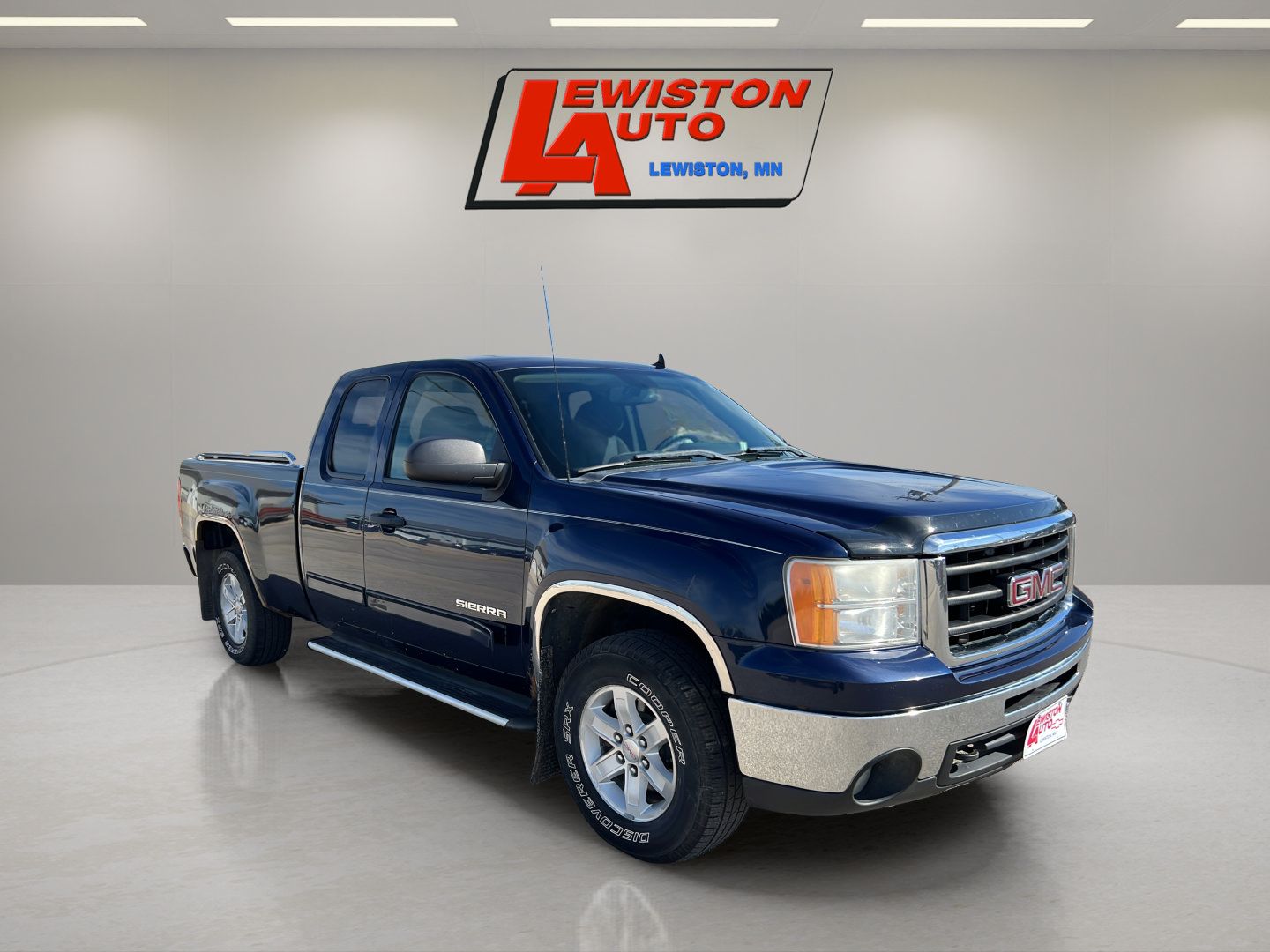 Used 2011 GMC Sierra 1500 SLE AWD/4WD image 14