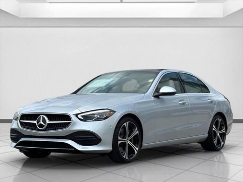 Used 2025 Mercedes-Benz C 300 Sedan image 6