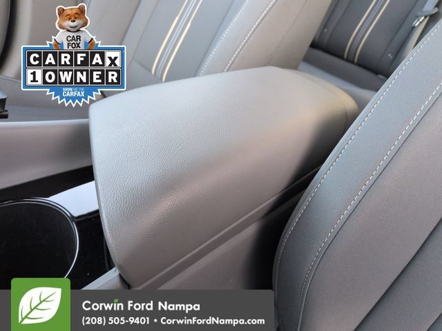 Used 2025 Hyundai Elantra SEL FWD image 19