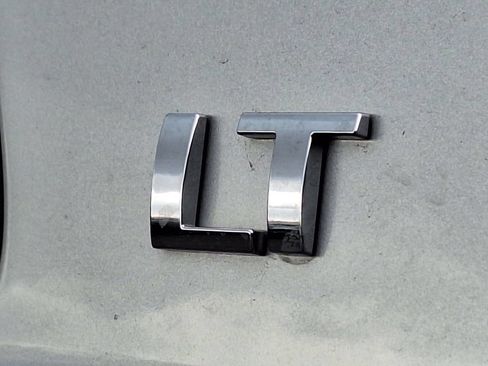 Used 2018 Chevrolet Tahoe LT w/ Luxury Package AWD/4WD image 35