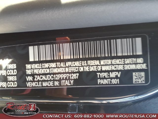 Used 2023 Jeep Renegade Trailhawk AWD/4WD image 40