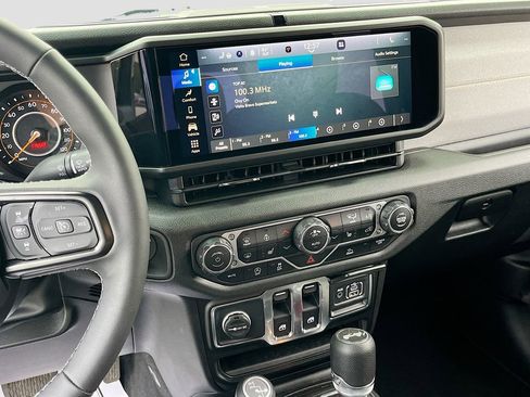 Certified 2025 Jeep Wrangler Sport image 14