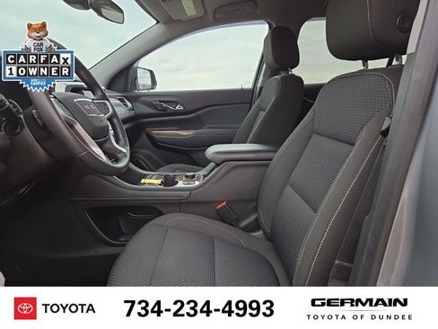 Used 2023 GMC Acadia SLE w/ Driver Convenience Package image 12