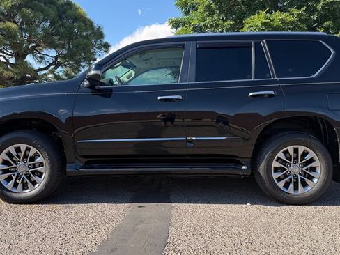 Used 2015 Lexus GX 460 Luxury AWD/4WD image 5