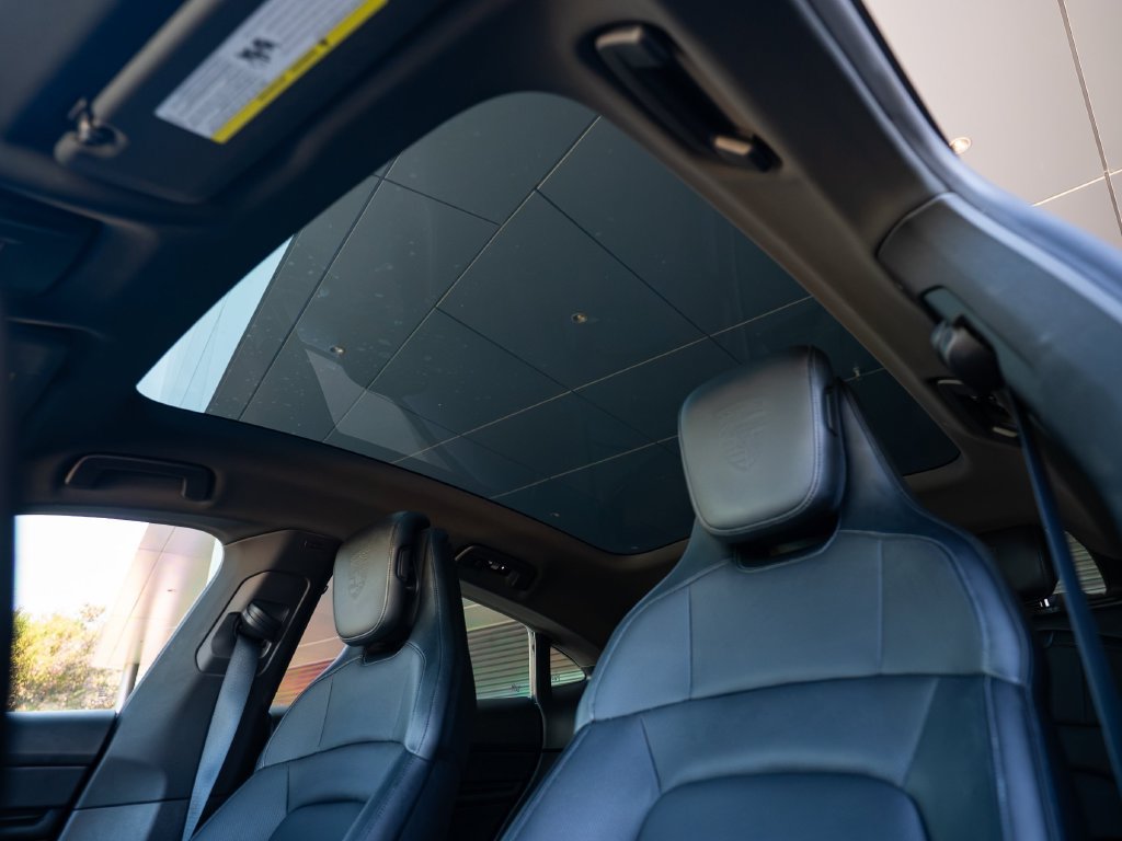 Certified 2022 Porsche Taycan RWD image 30