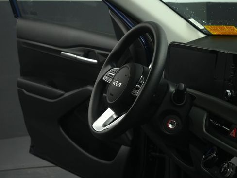 Certified 2026 Kia Seltos LX FWD image 61