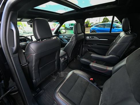 Certified 2025 Ford Explorer ST AWD/4WD image 23