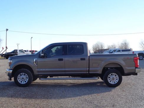 Used 2019 Ford F250 XLT image 6