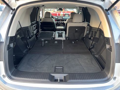 Used 2025 Honda Pilot EX-L image 30