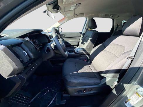 Used 2025 Nissan Pathfinder SV FWD image 20
