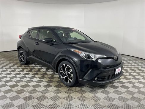 Used 2019 Toyota C-HR Limited image 22