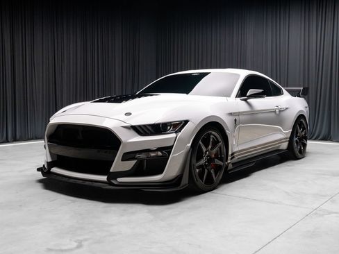 Used 2021 Ford Mustang Shelby GT500 w/ Carbon Fiber Track Pack RWD image 23