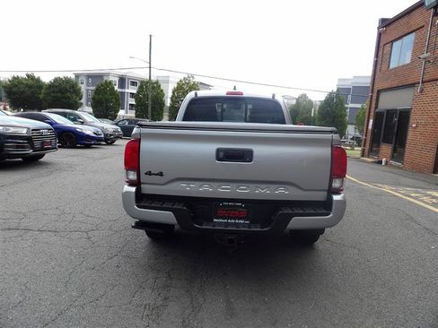 Used 2022 Toyota Tacoma 4x4 Access Cab image 7
