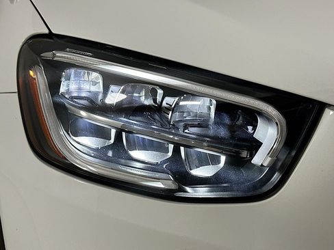 Certified 2022 Mercedes-Benz GLC 300 4MATIC w/ Multimedia Package Lite image 42