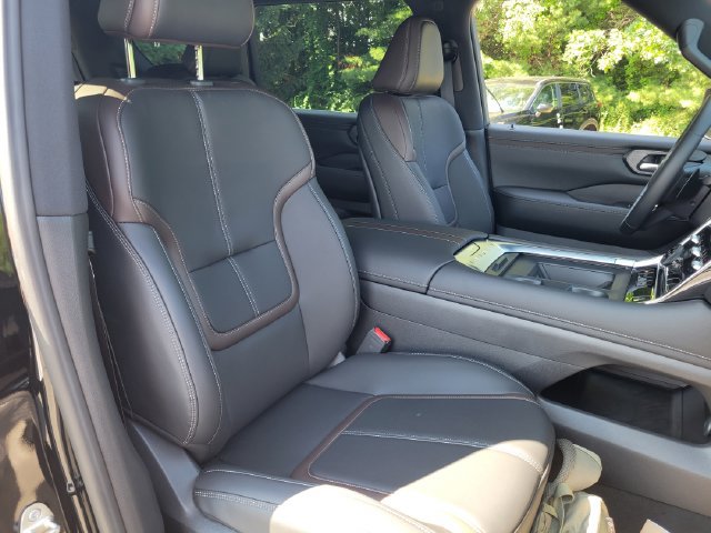 New 2026 Nissan Armada SL w/ Captain's Chari Seat Package AWD/4WD image 41