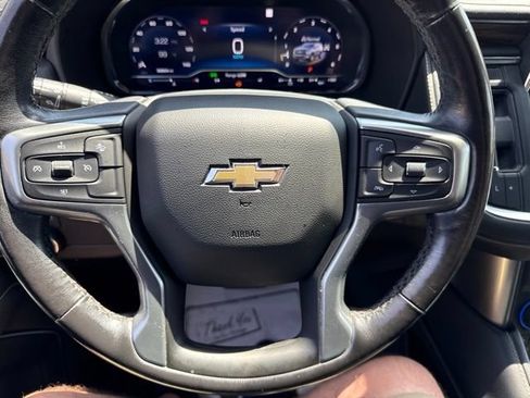 Used 2022 Chevrolet Suburban Premier AWD/4WD image 37