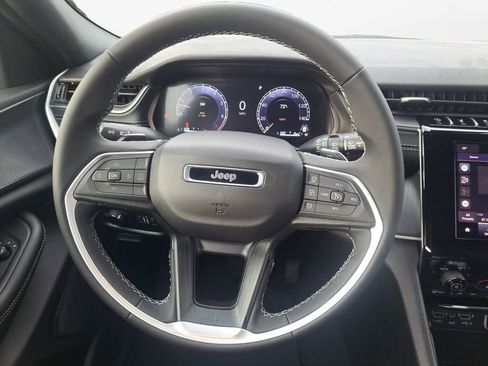 New 2025 Jeep Grand Cherokee Laredo RWD image 21