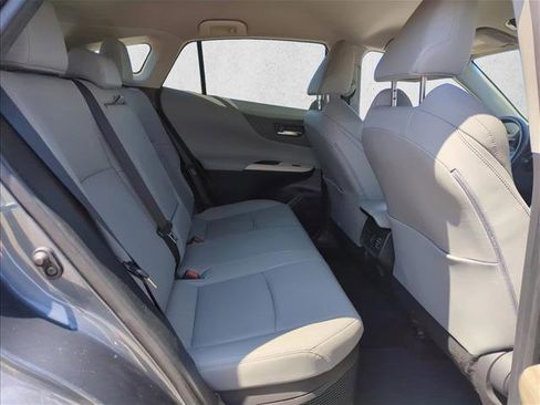 Used 2024 Toyota Venza XLE AWD/4WD image 17