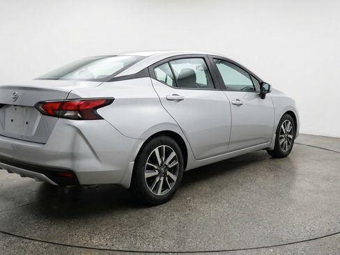 Used 2025 Nissan Versa SV FWD image 9