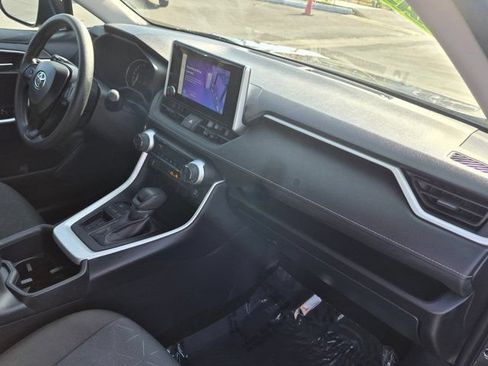 Used 2025 Toyota RAV4 XLE FWD image 6