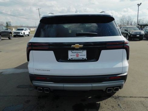 New 2026 Chevrolet Traverse LT w/ Sun and Wheel Package image 8