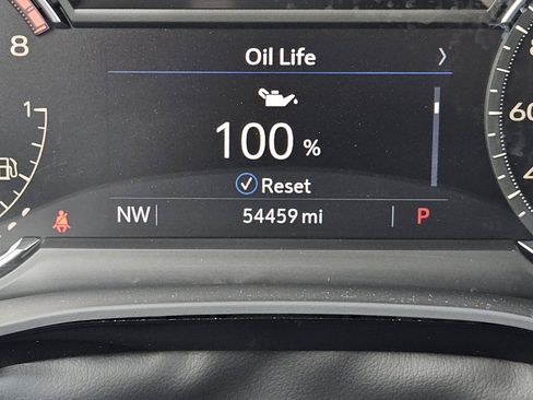 Used 2024 Cadillac XT6 Premium Luxury FWD image 23