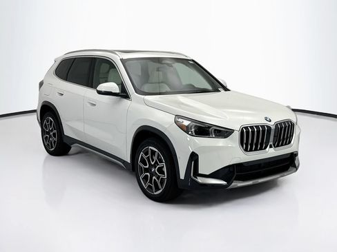 New 2026 BMW X1 xDrive28i w/ Technology Package AWD/4WD image 3