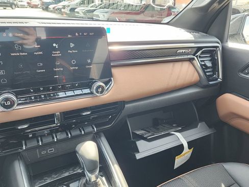 New 2026 GMC Canyon AT4 image 36