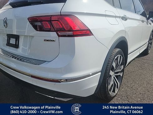 Certified 2021 Volkswagen Tiguan SEL Premium R-Line image 31