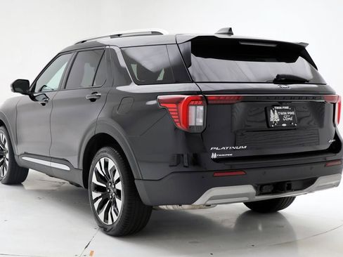 Used 2025 Ford Explorer Platinum w/ LUX Leather Package AWD/4WD image 7